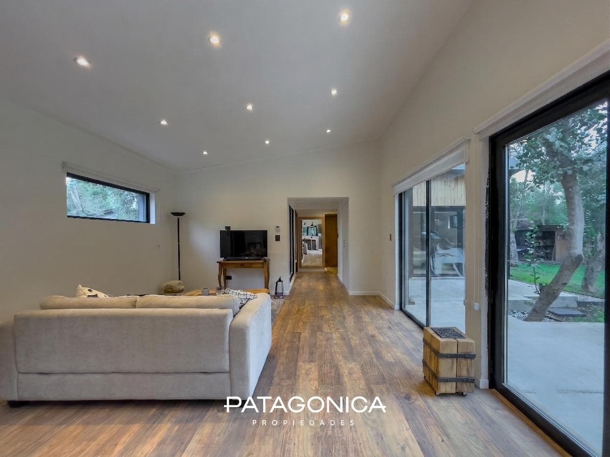 BRAND-NEW HOUSE FOR SALE. 3 rooms + tiny house. Las Balsas neighborhood