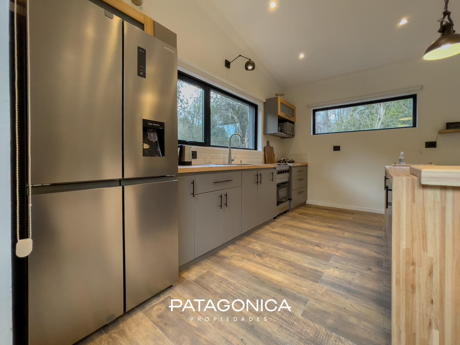 BRAND-NEW HOUSE FOR SALE. 3 rooms + tiny house. Las Balsas neighborhood