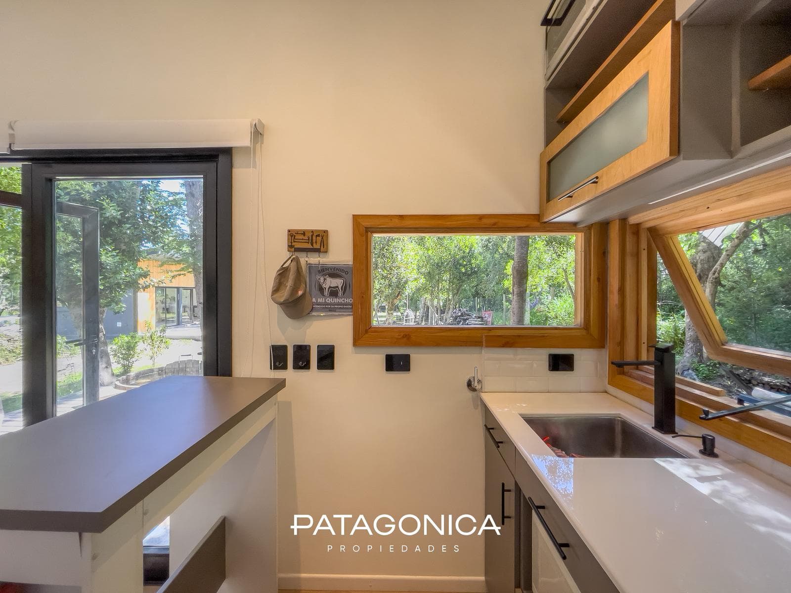 BRAND-NEW HOUSE FOR SALE. 3 rooms + tiny house. Las Balsas neighborhood