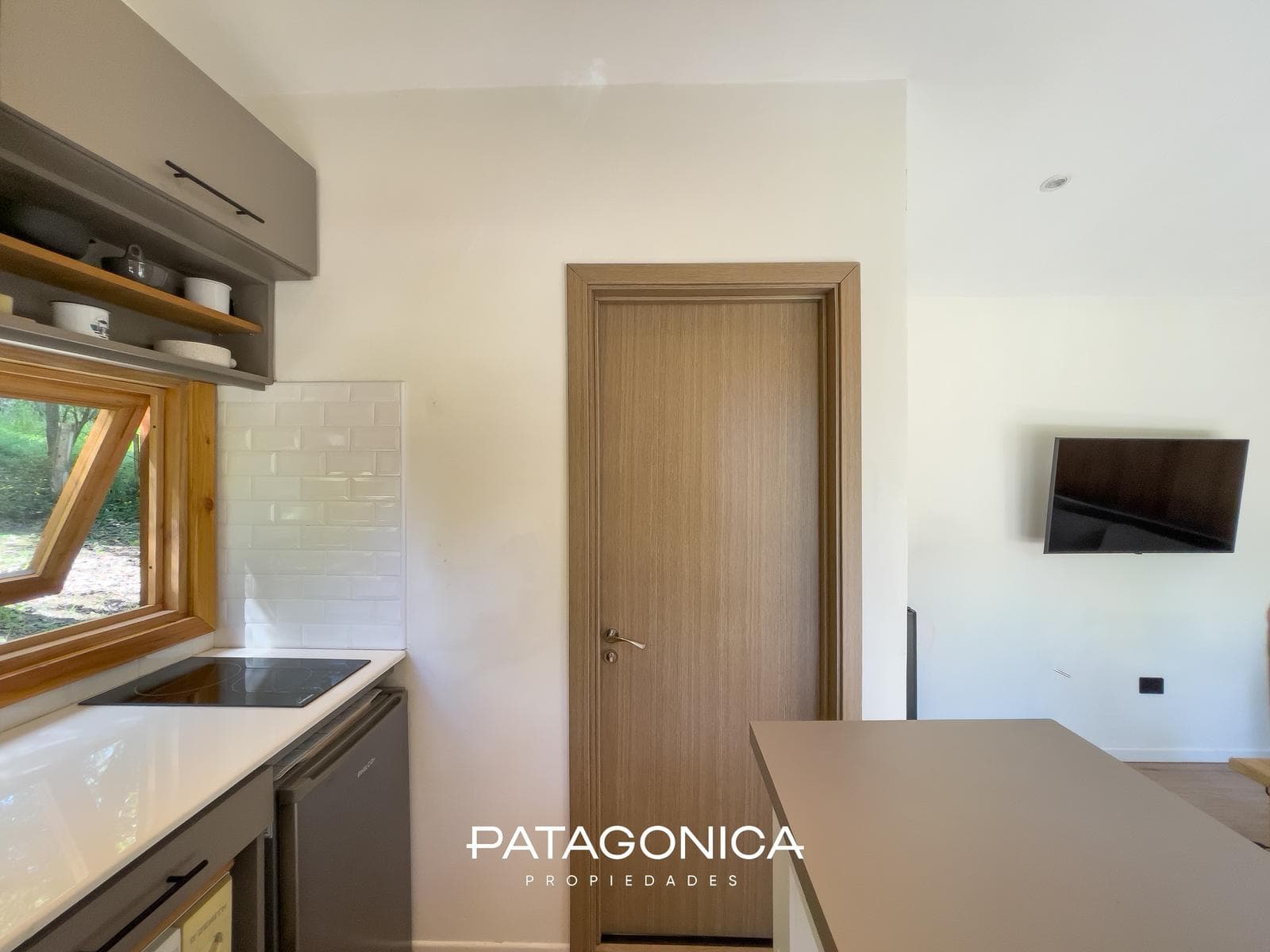 BRAND-NEW HOUSE FOR SALE. 3 rooms + tiny house. Las Balsas neighborhood