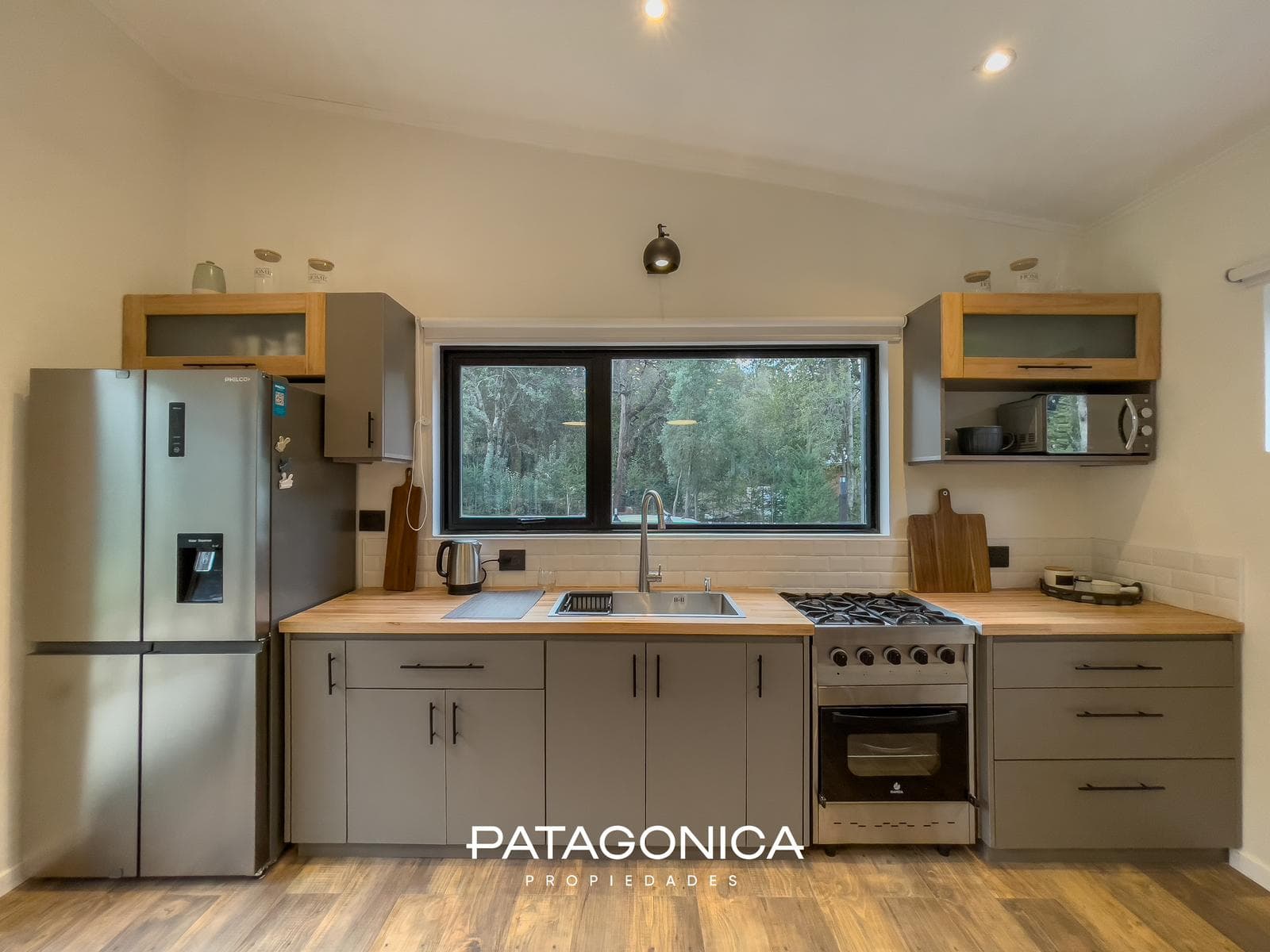 BRAND-NEW HOUSE FOR SALE. 3 rooms + tiny house. Las Balsas neighborhood
