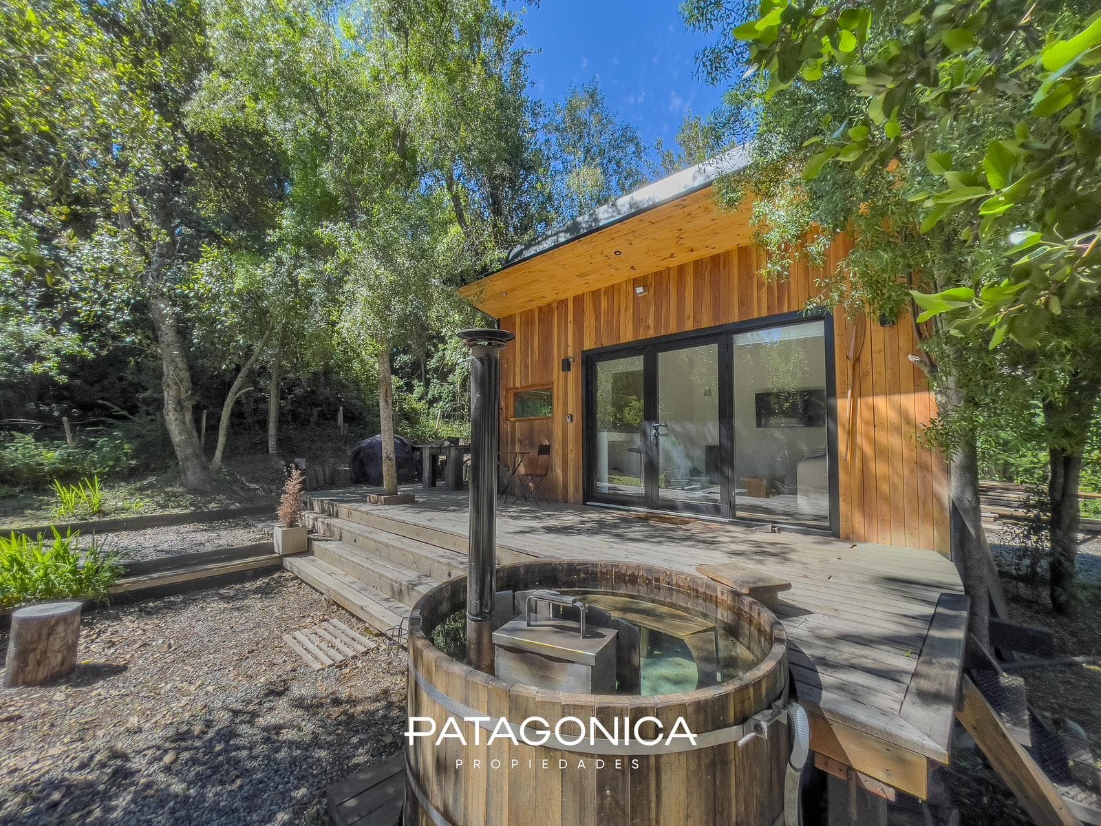 BRAND-NEW HOUSE FOR SALE. 3 rooms + tiny house. Las Balsas neighborhood