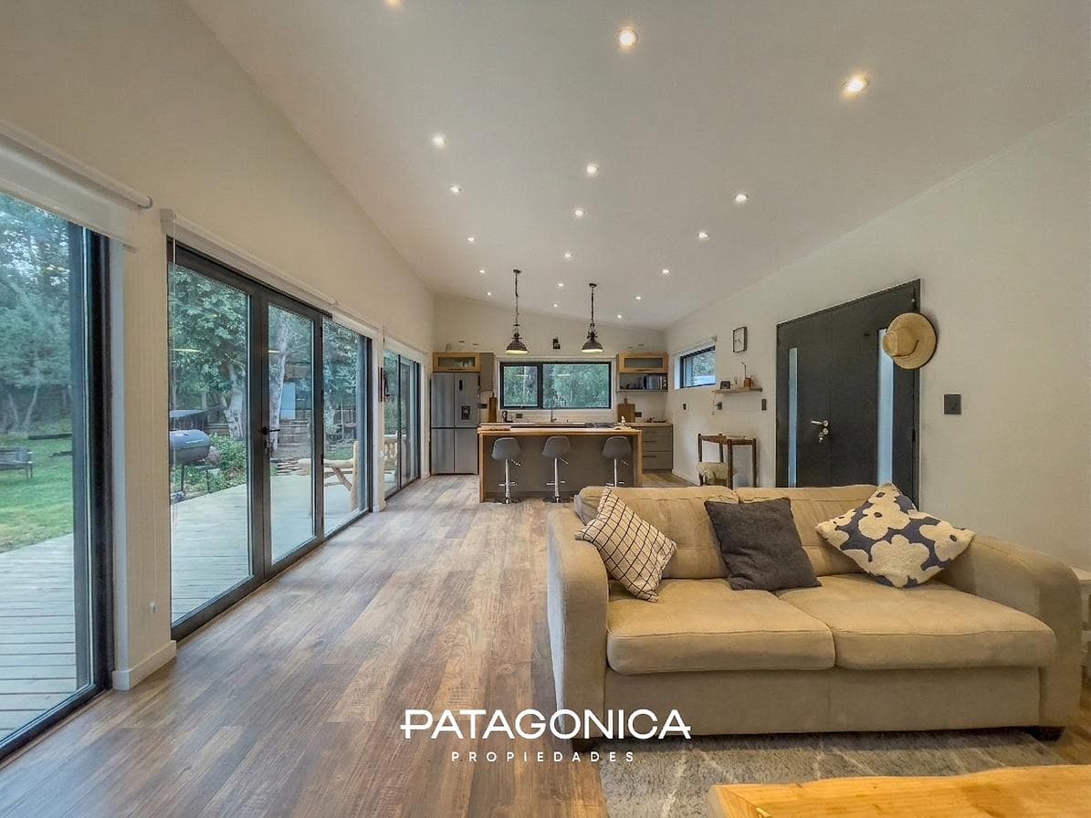 BRAND-NEW HOUSE FOR SALE. 3 rooms + tiny house. Las Balsas neighborhood