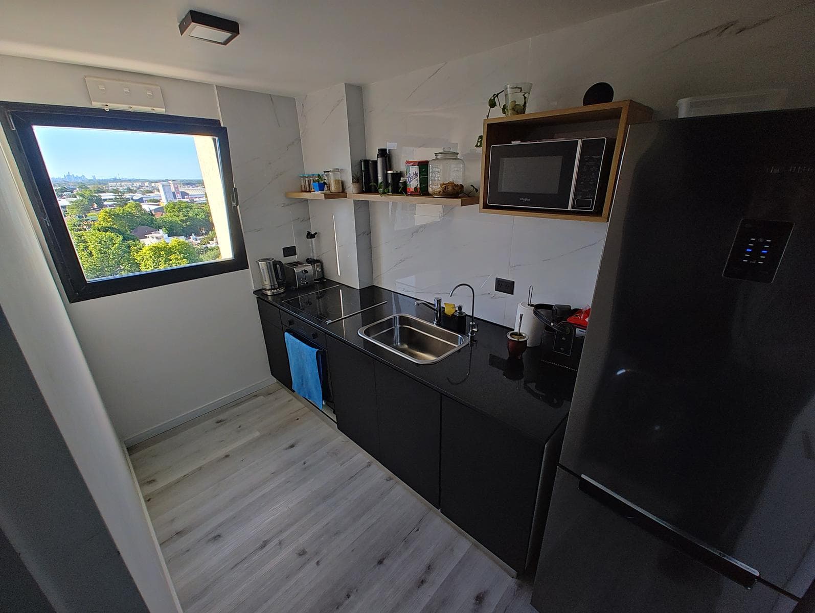 3-ROOM APARTMENT FOR SALE ON THE 9TH FLOOR WITH AMENITIES IN BERNAL CENTRO