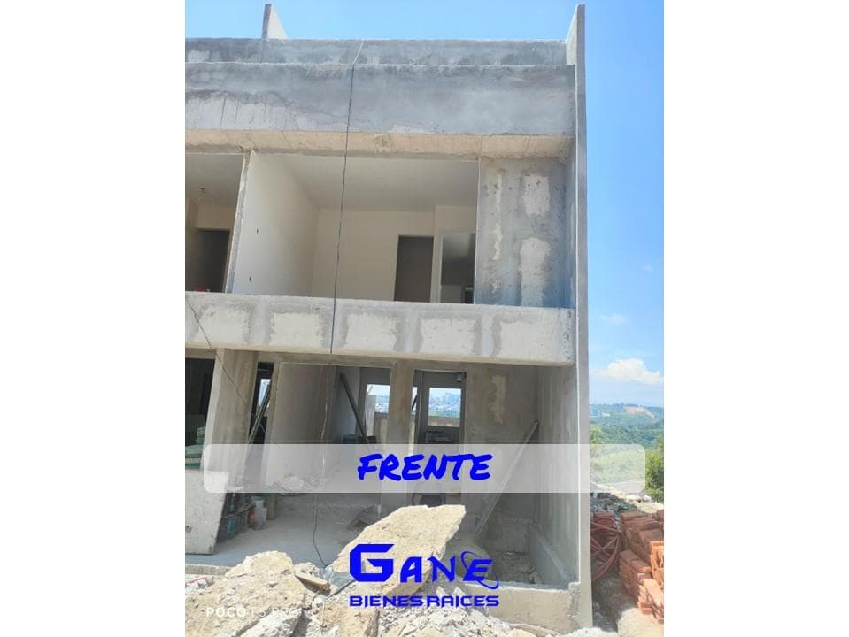 Private House for Sale: Liquidambar, Lago Esmeralda, Atizapán, State of Mexico