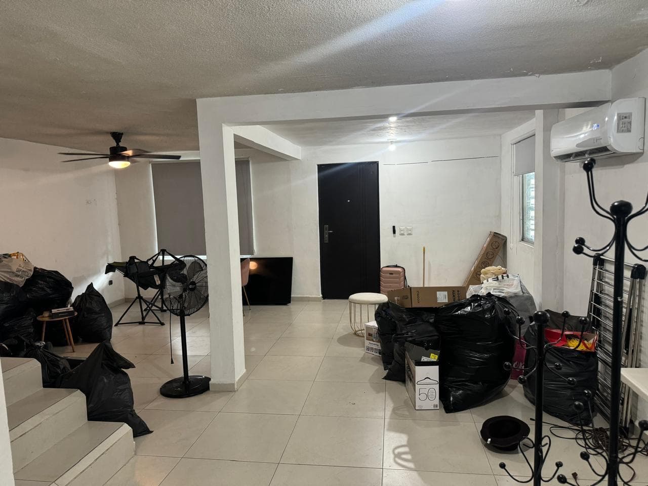 HOUSE FOR SALE IN JARDINES DE ANDALUCIA, GUADALUPE, N.L.
