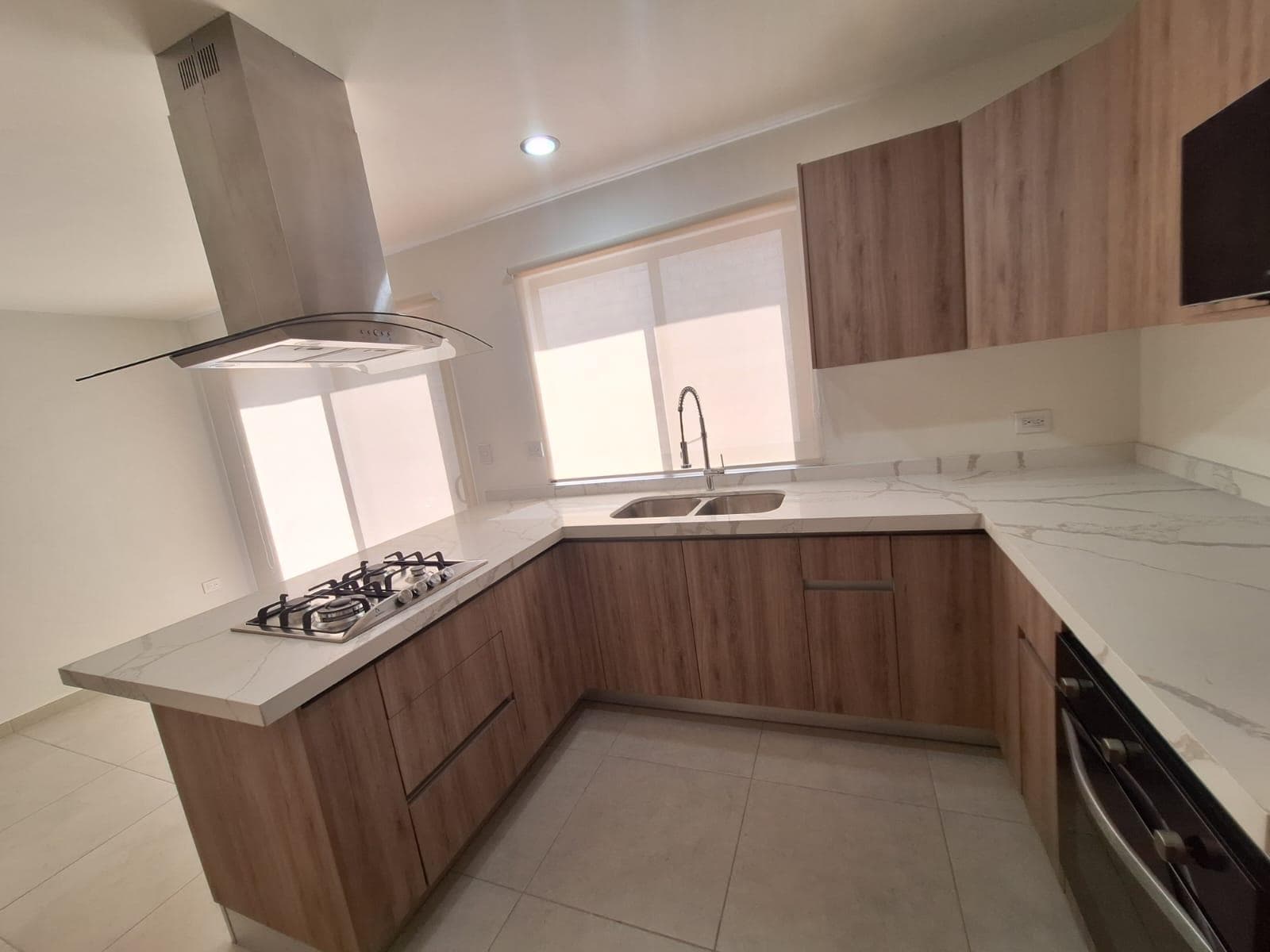 HOUSE FOR RENT IN CATANIA CUMBRES