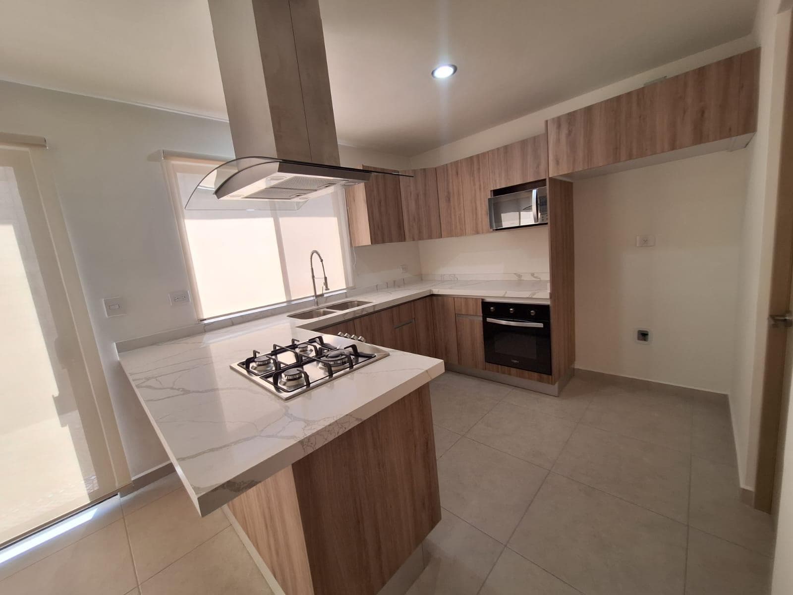 HOUSE FOR RENT IN CATANIA CUMBRES