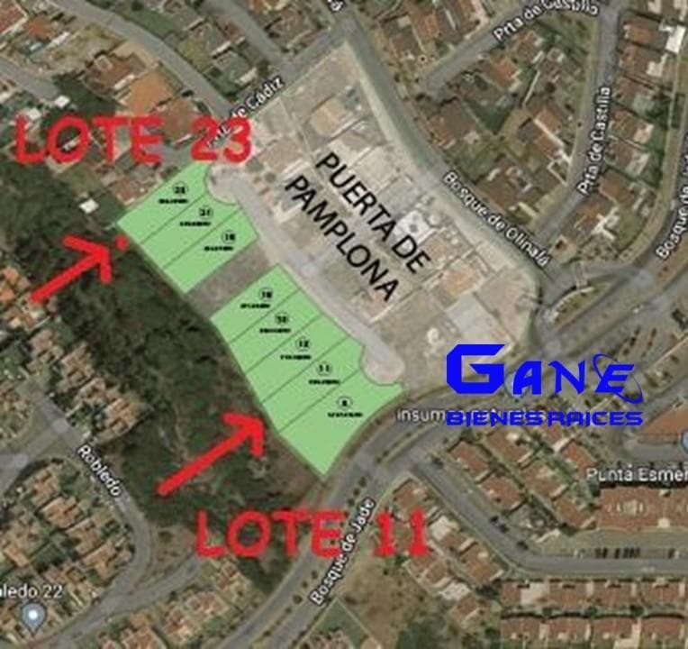 Land for Sale in Puerta de Pamplona, Bosque Esmeralda, Atizapán