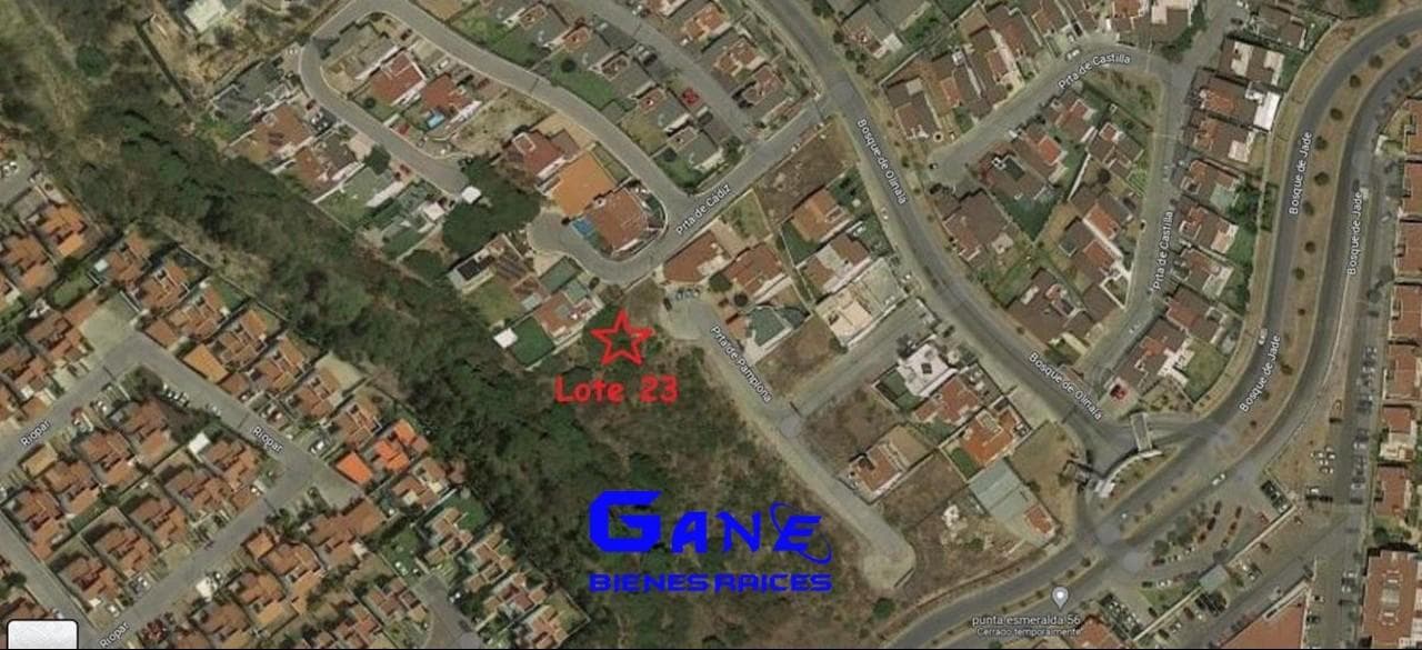 Land for Sale in Puerta de Pamplona, Bosque Esmeralda, Atizapán