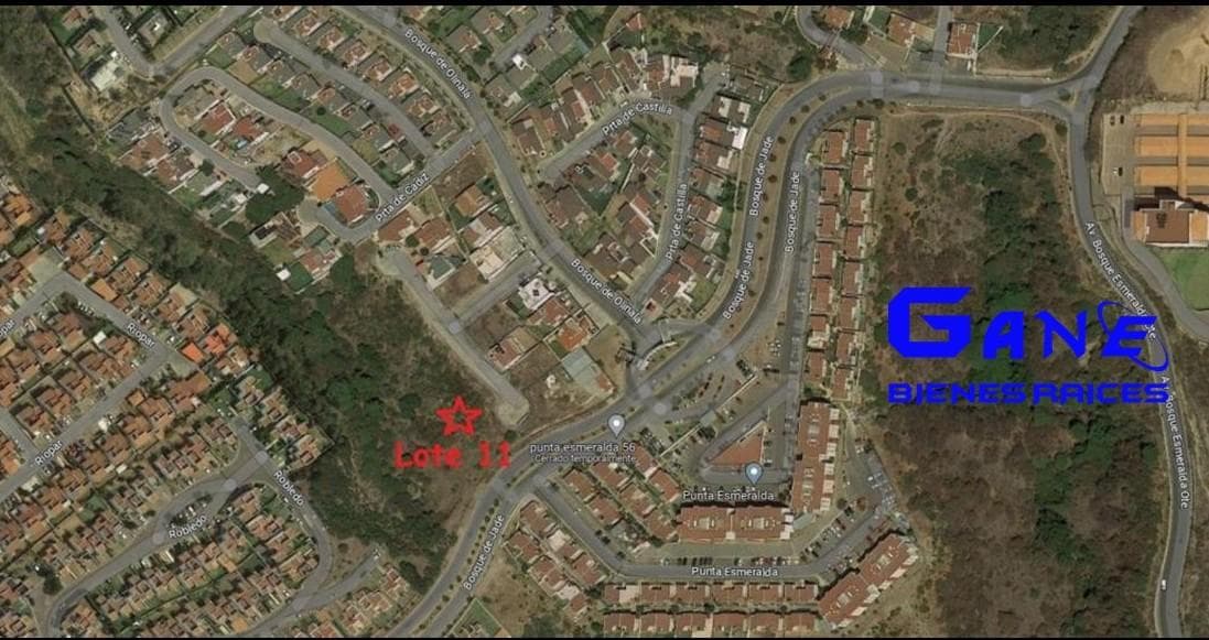 Land for Sale in Puerta de Pamplona, Bosque Esmeralda, Atizapán