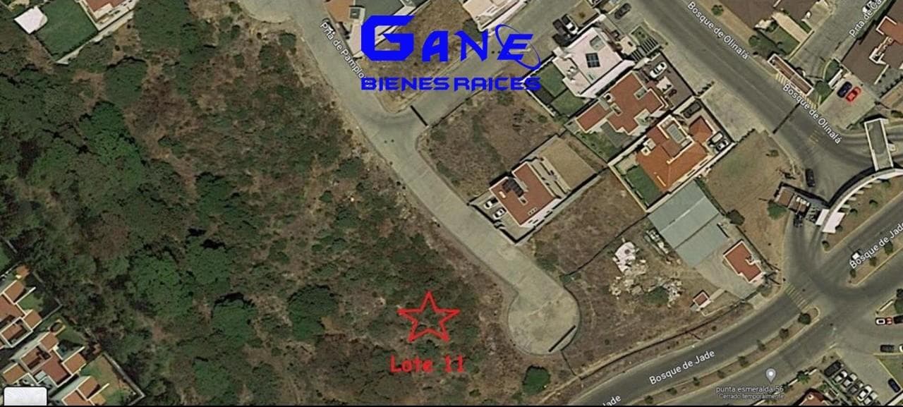Land for Sale in Puerta de Pamplona, Bosque Esmeralda, Atizapán