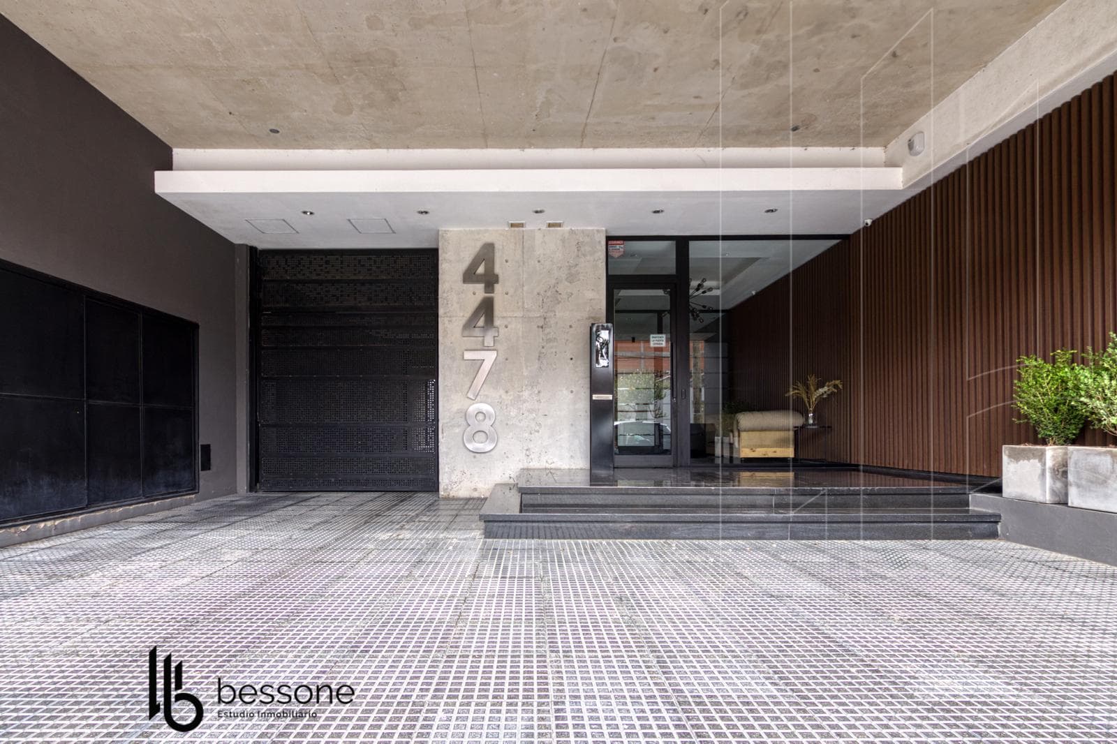 Apartment in Chauvin