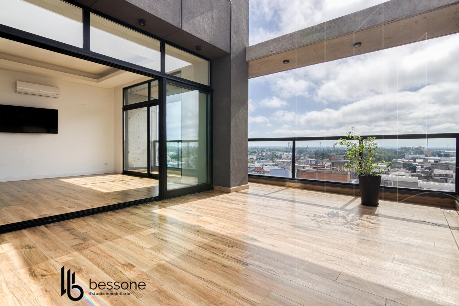 Apartment in Chauvin