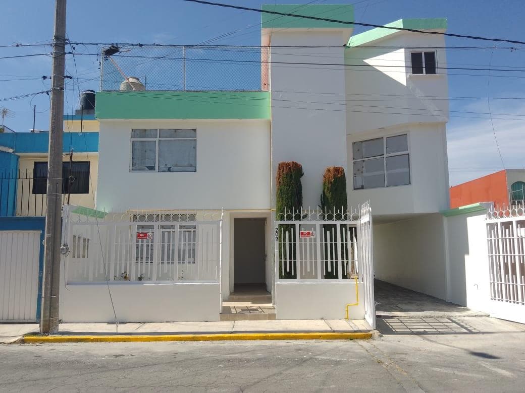 Casa en Venta en Jorge Jiménez Cantú Metepec
