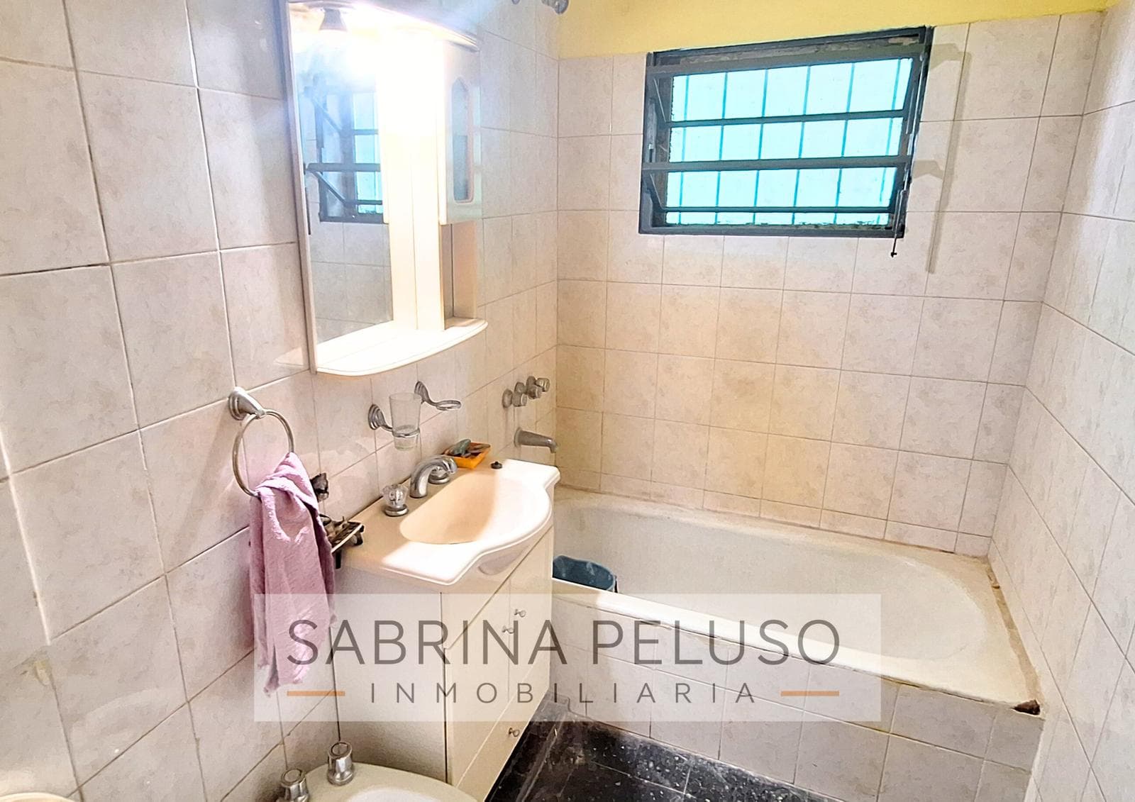 House for Sale in Paso Del Rey
