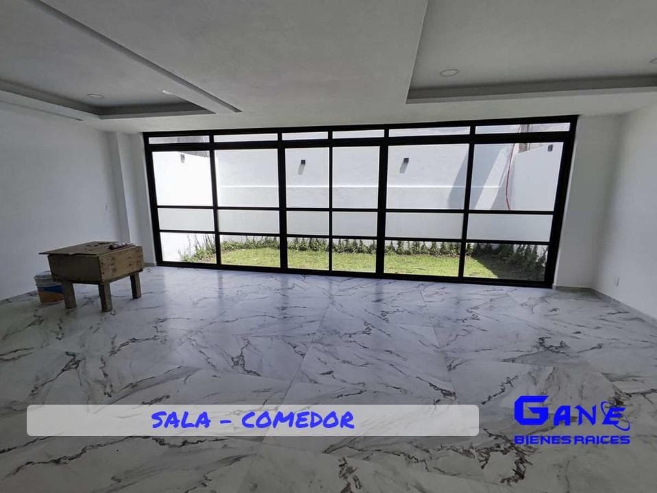House for Sale: Antares, Bosque Esmeralda, Atizapán, State of Mexico