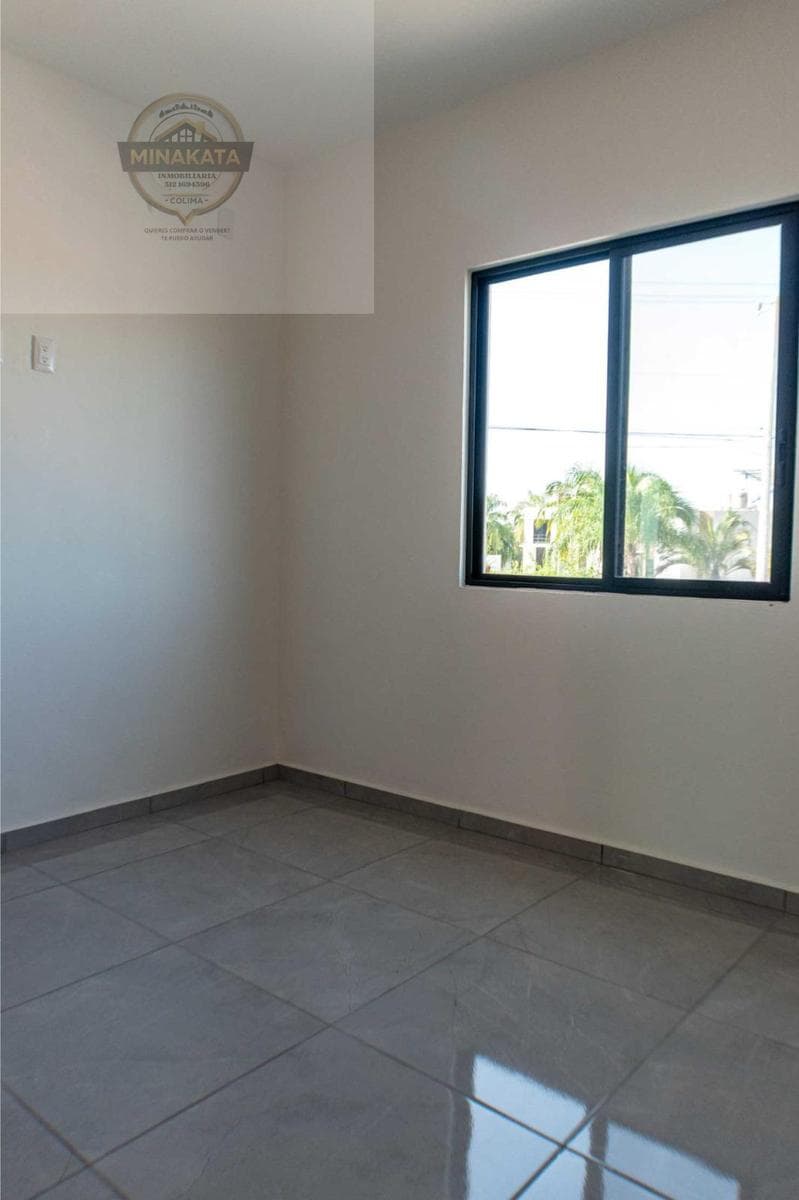 House for Sale at the Exit to the Comala Bypass