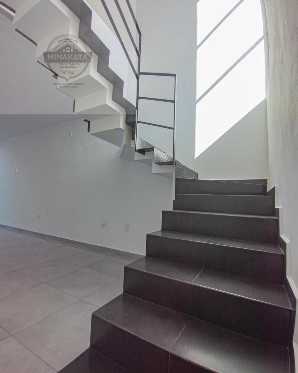 House for Sale at the Exit to the Comala Bypass