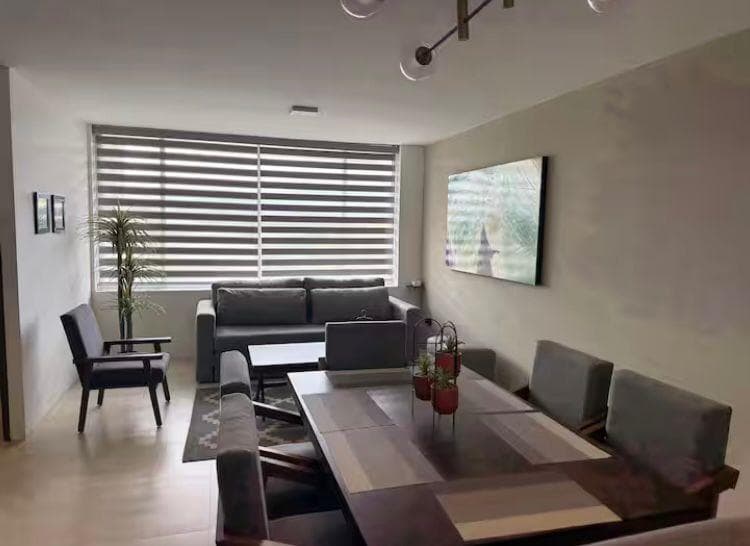 Departamento Amueblado con 2 Recámaras y A/AC en Benevento