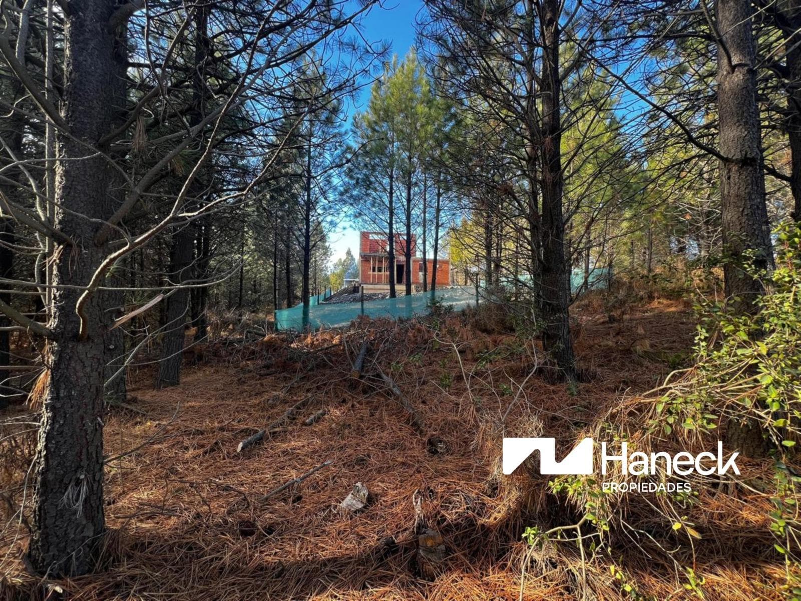 Land in Solares del Este