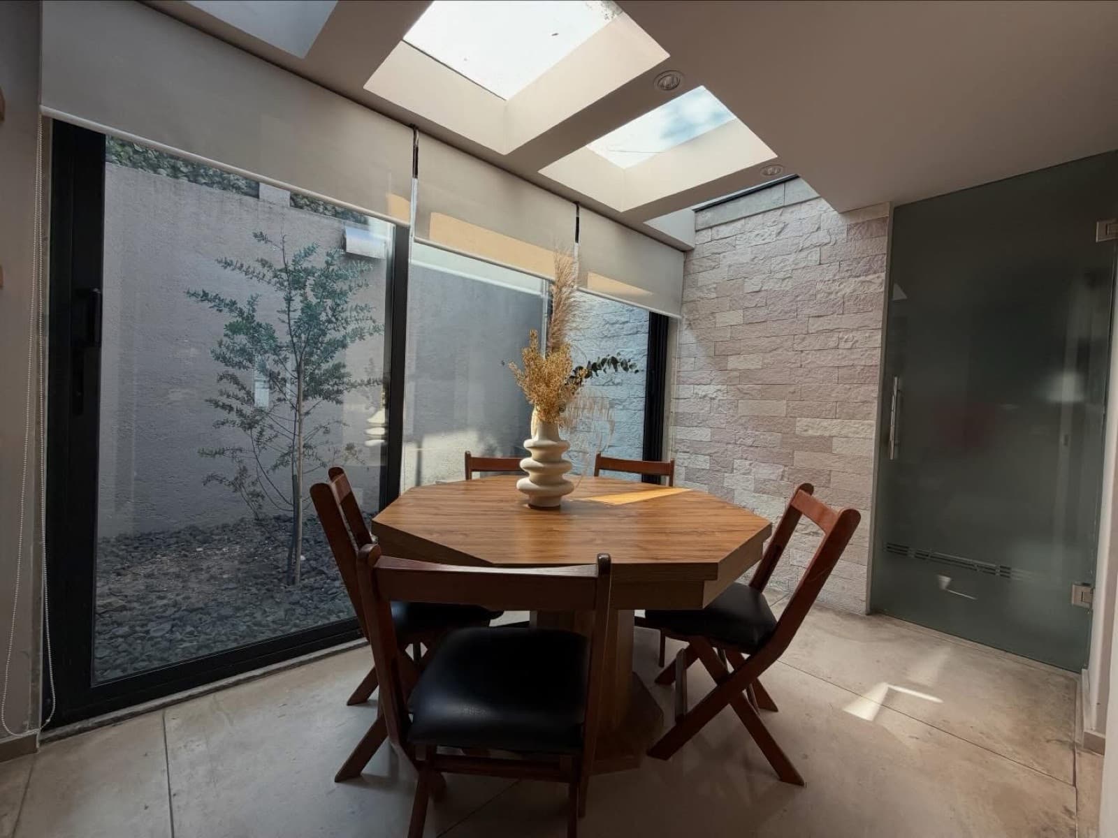 House for Sale in Lomas de Santa Fe: 5 Bedrooms, Garden, Terrace, Security System