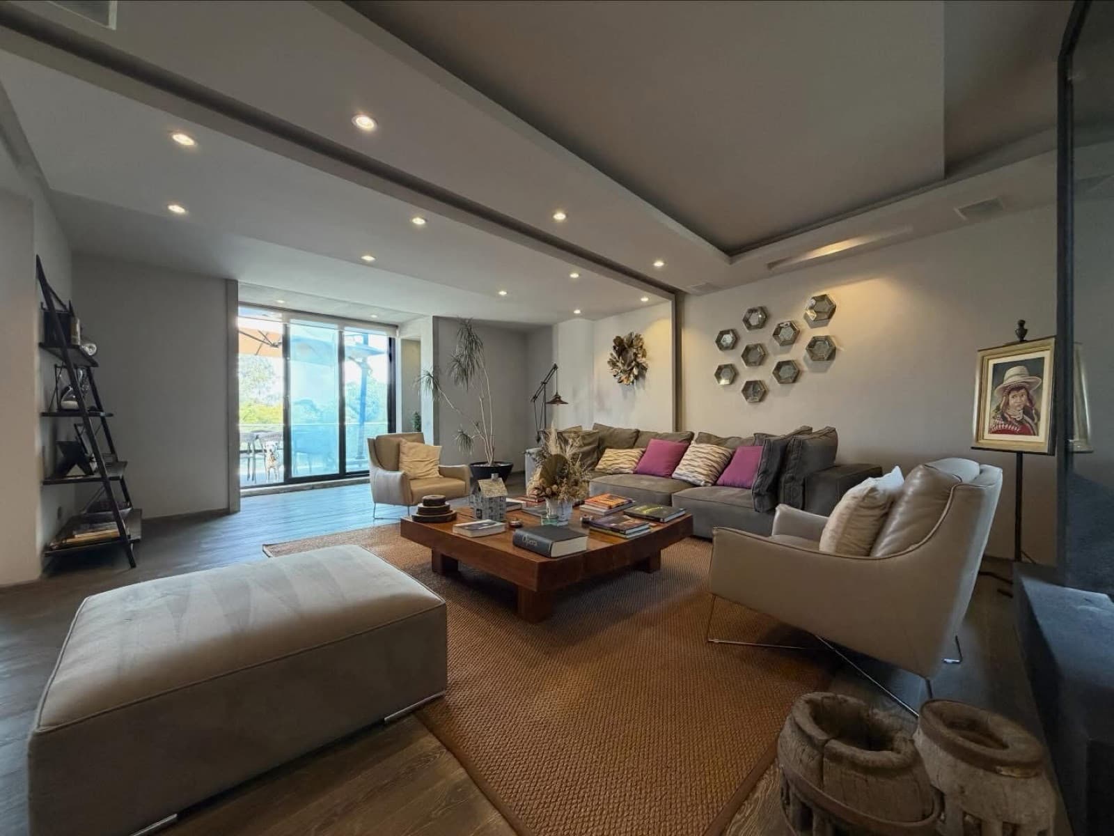 House for Sale in Lomas de Santa Fe: 5 Bedrooms, Garden, Terrace, Security System