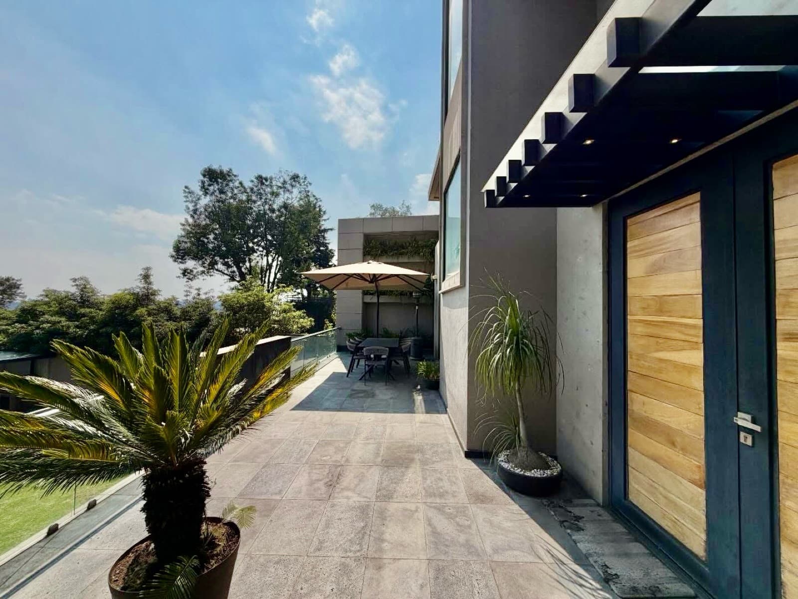 House for Sale in Lomas de Santa Fe: 5 Bedrooms, Garden, Terrace, Security System