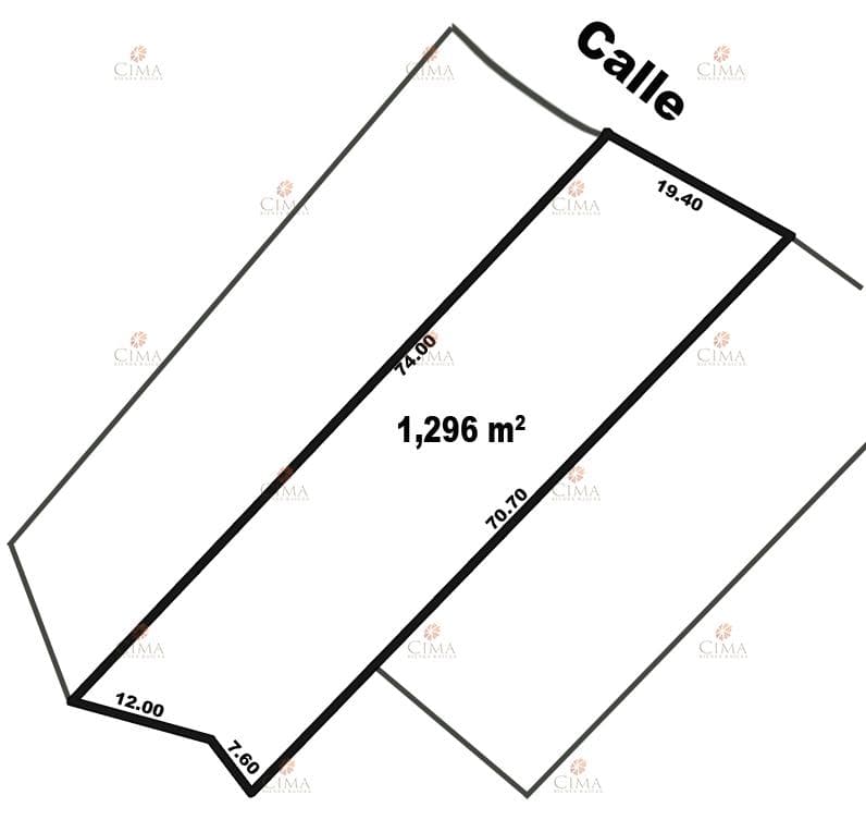 Land for Sale in the Del Bosque Subdivision, Cuernavaca - T72
