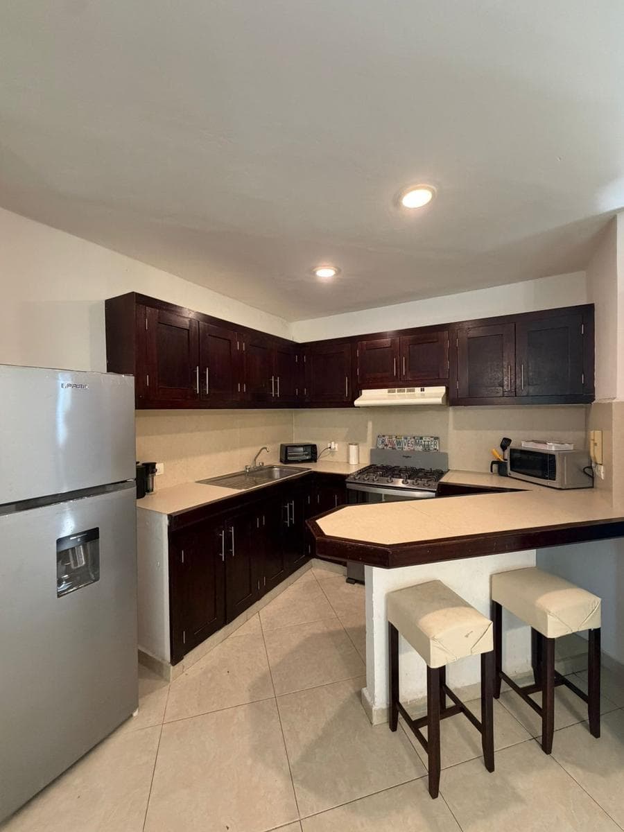 POK TA POK Apartment, Hotel Zone