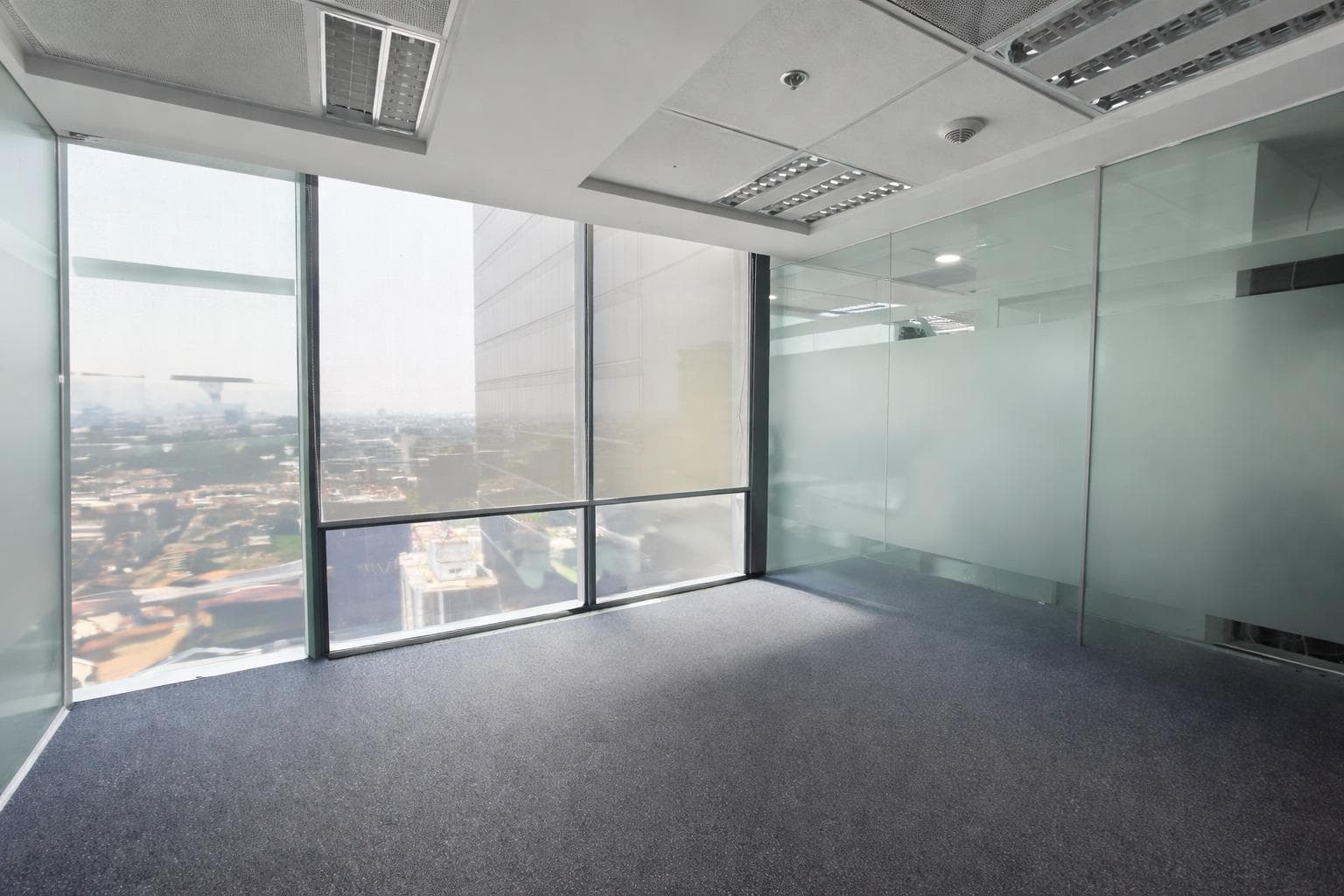Office for Rent in Juárez AAA