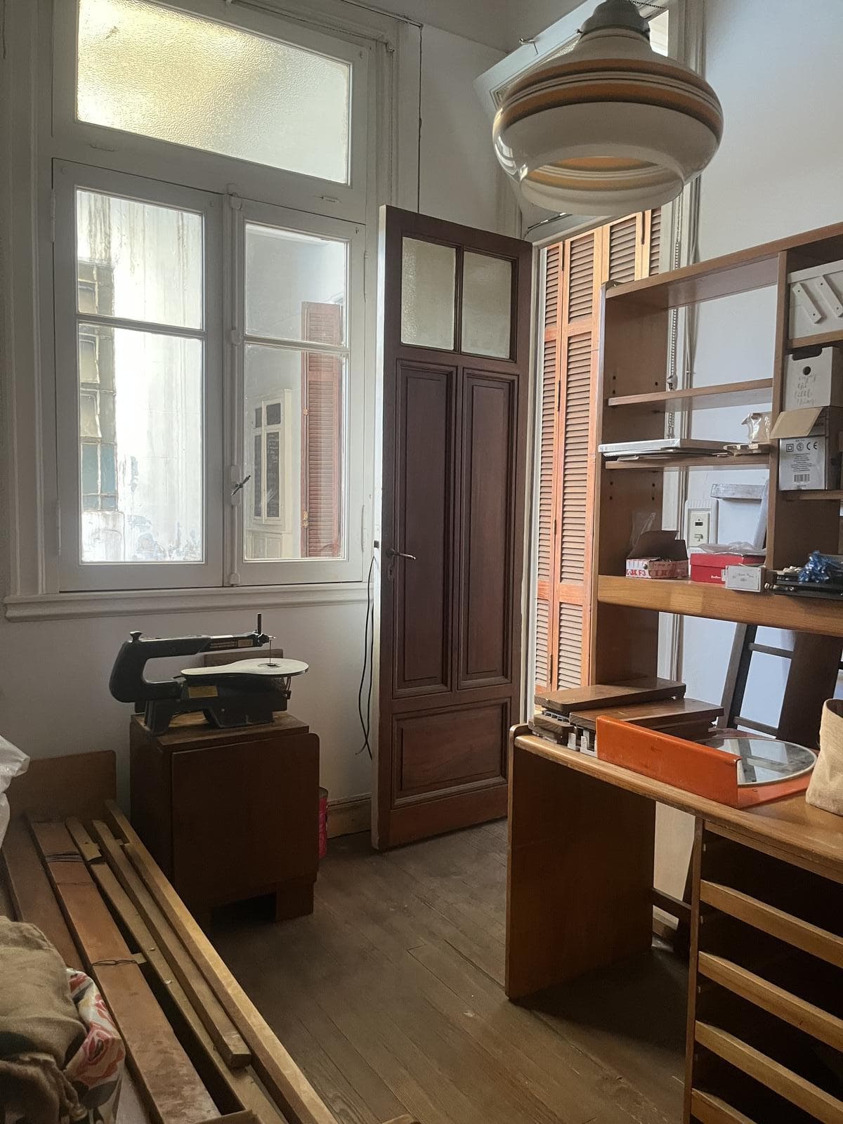 Ideal apartment for flipping in a beautiful, high-end historic building