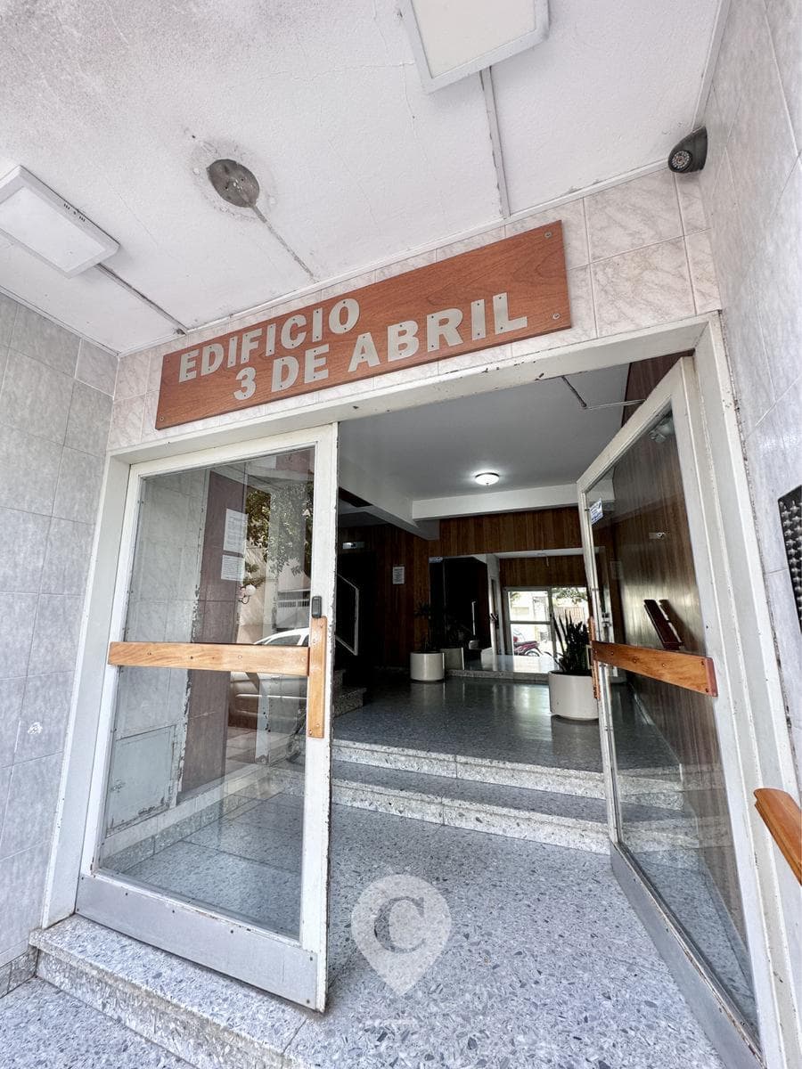 2-Bedroom Apartment for Sale with Laundry Room. Downtown Zárate