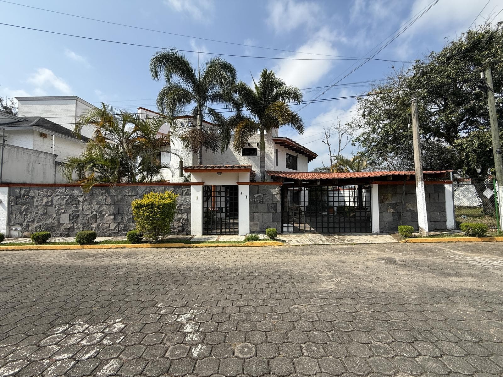 House for Sale in Tulipanes