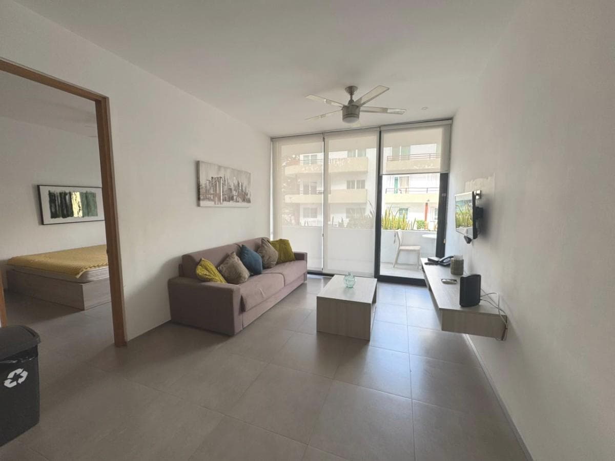 The City - 2-Bedroom Apartment for Sale, Ideal for Investment, in the Heart of Playa del Carmen