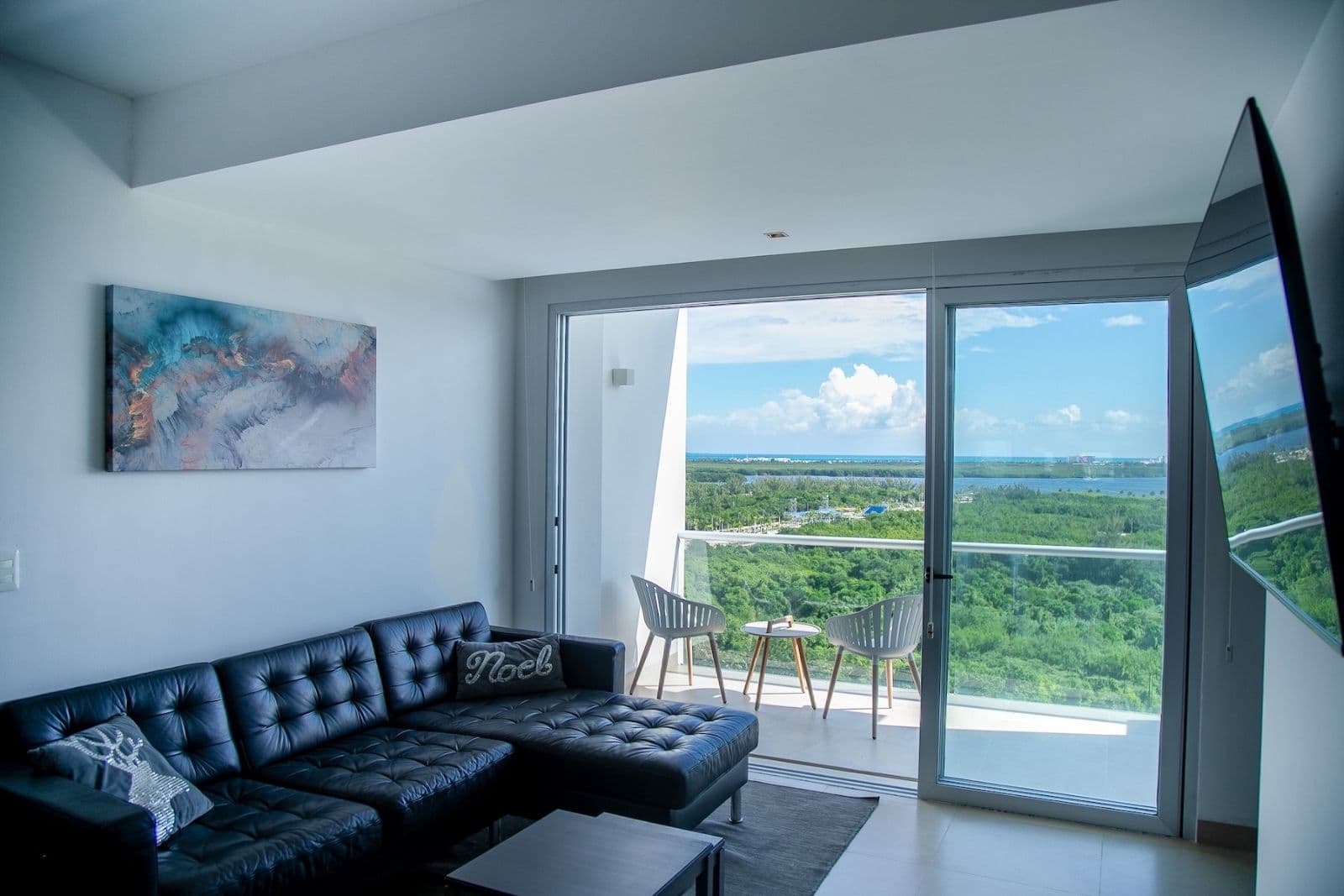 Apartment in Downtown Cancún, Malecón Americas