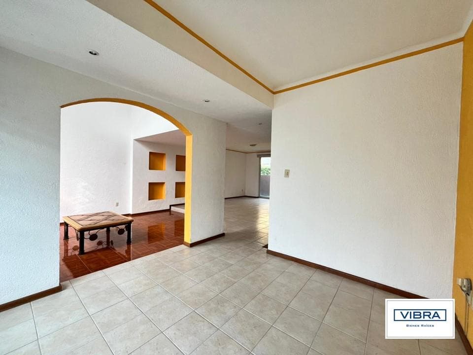 House in a condominium complex in Miguel Hidalgo, Section 1A