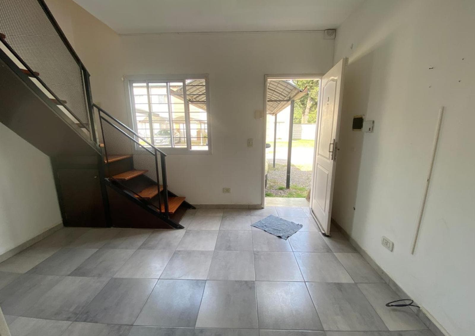 Apartment for Sale in Moreno