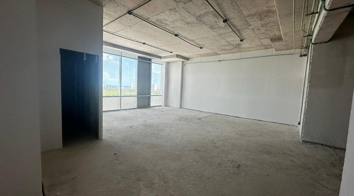 Office for Sale, Unfinished, 97.22 m2, Upper Floor. Kun 21-86, Av. Bonampak SM 4, Cancún