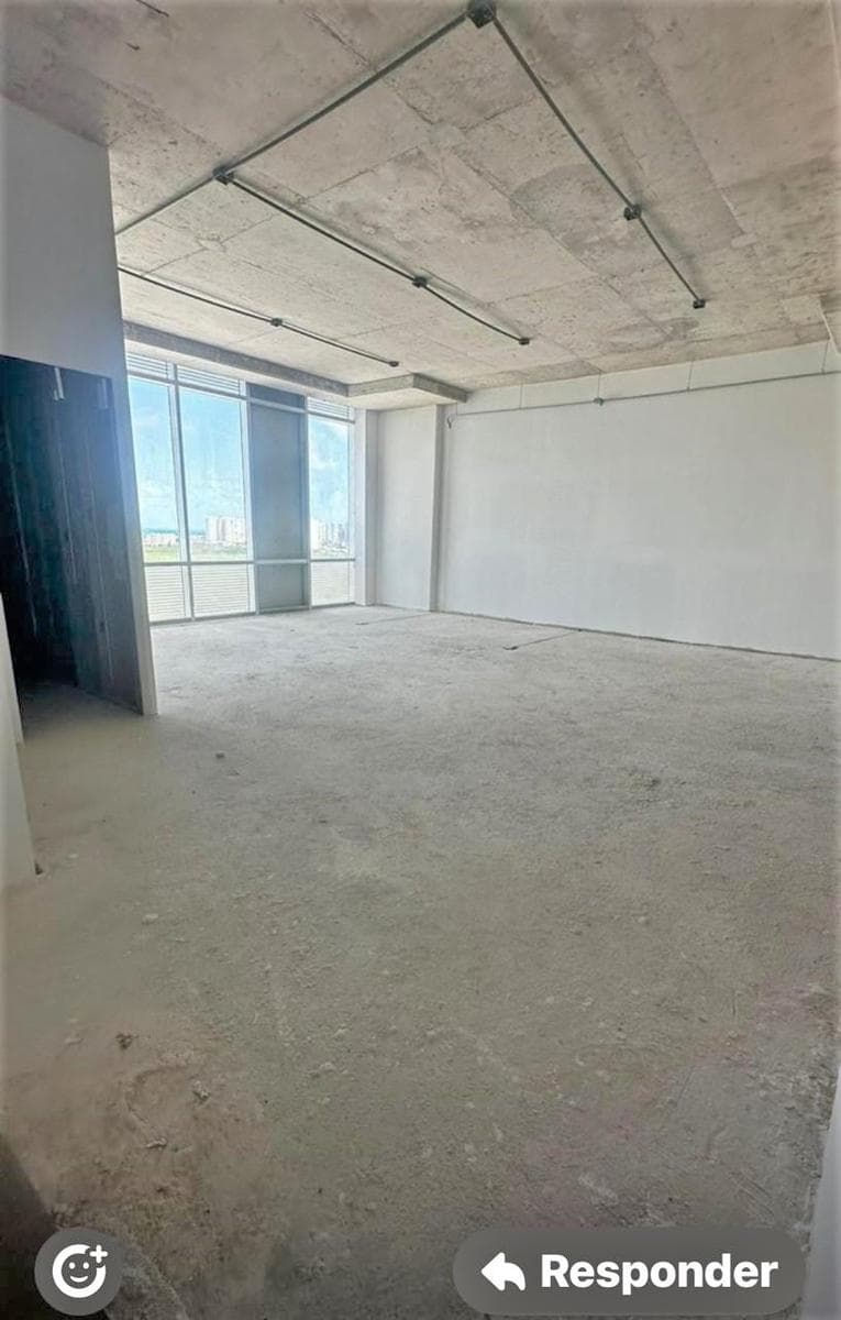 Office for Sale, Unfinished, 97.22 m2, Upper Floor. Kun 21-86, Av. Bonampak SM 4, Cancún