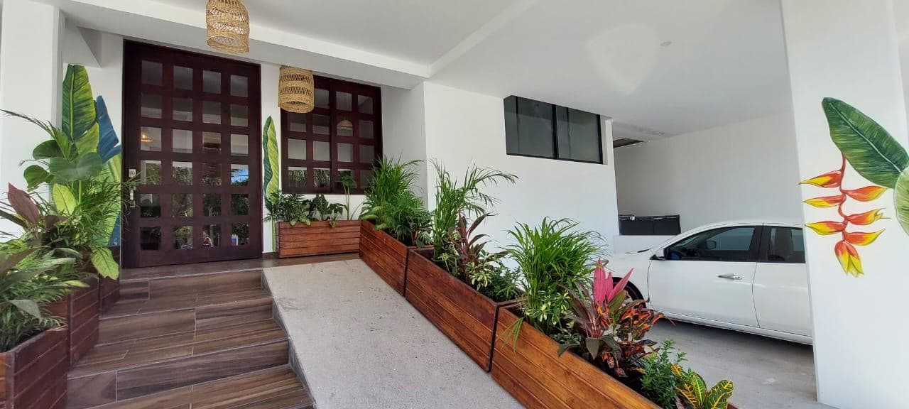 Two-bedroom apartment for sale in downtown Playa del Carmen.