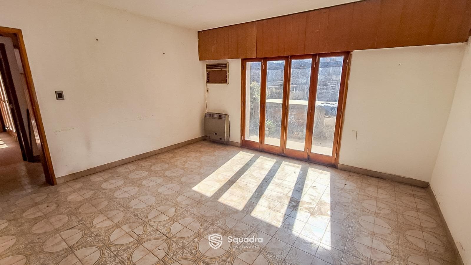FOR SALE - Two-story house - Totoras, Santa Fe.