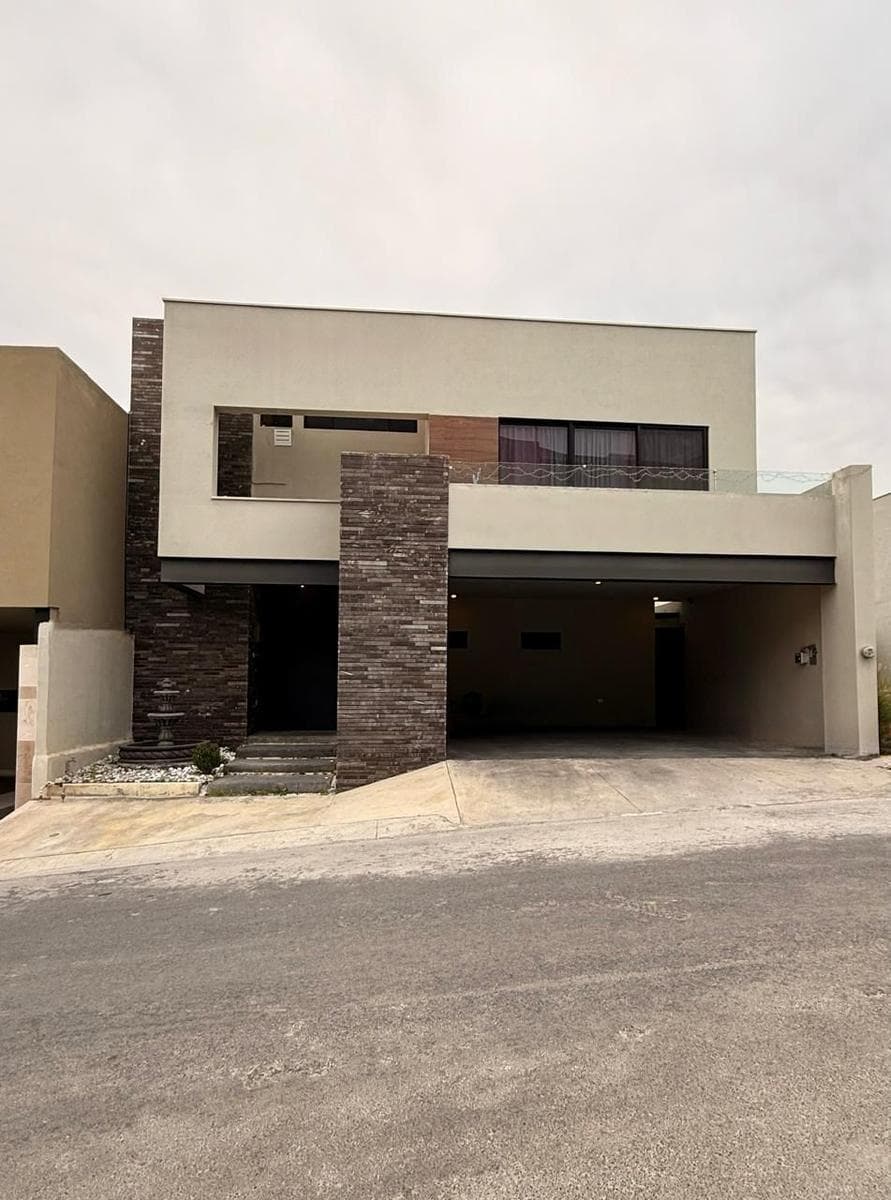 House for Rent or Sale in Mítica Residencial, Santiago, N.L.