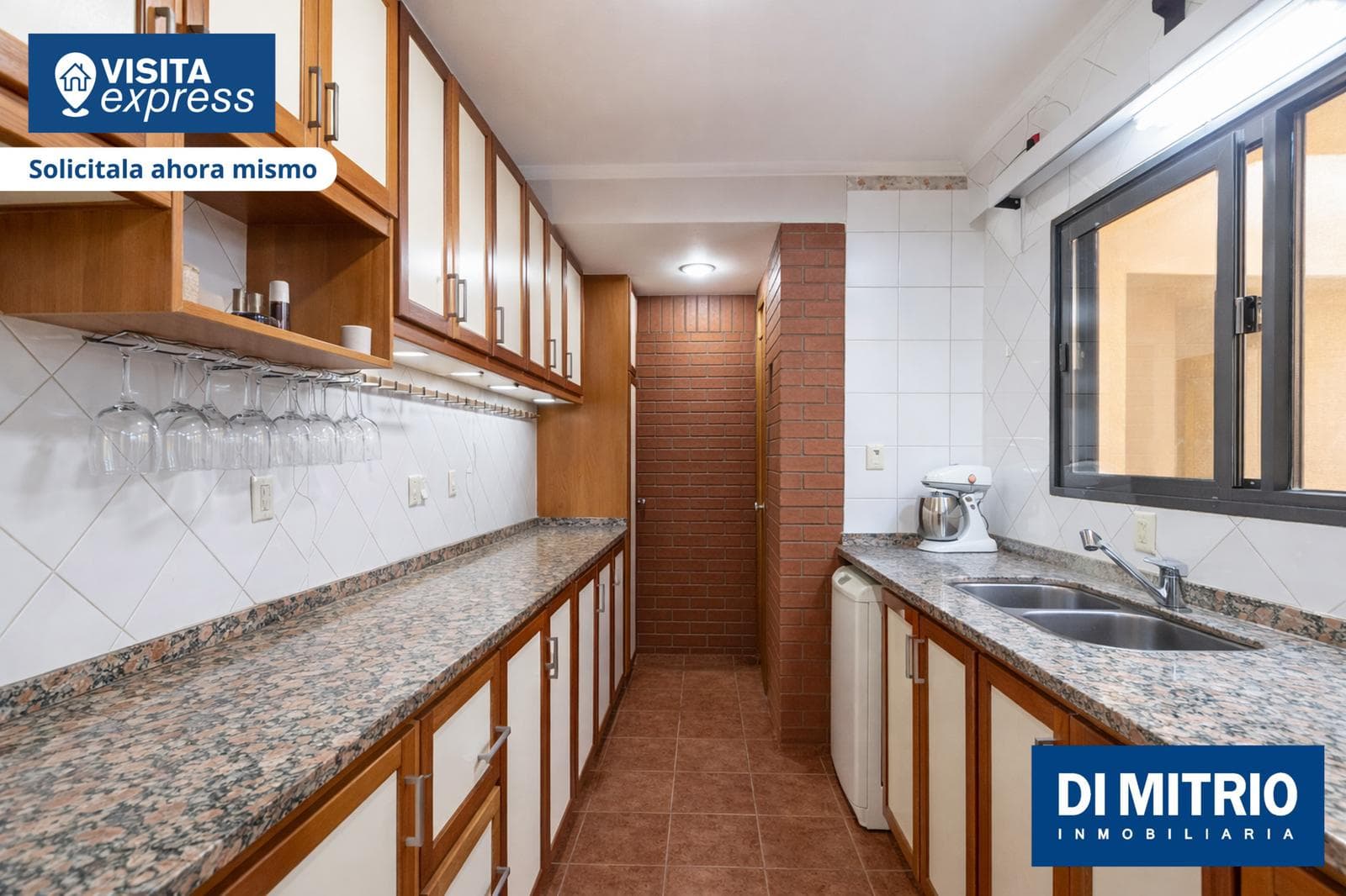 Barracas: 5-bedroom house with patio, terrace, and barbecue area