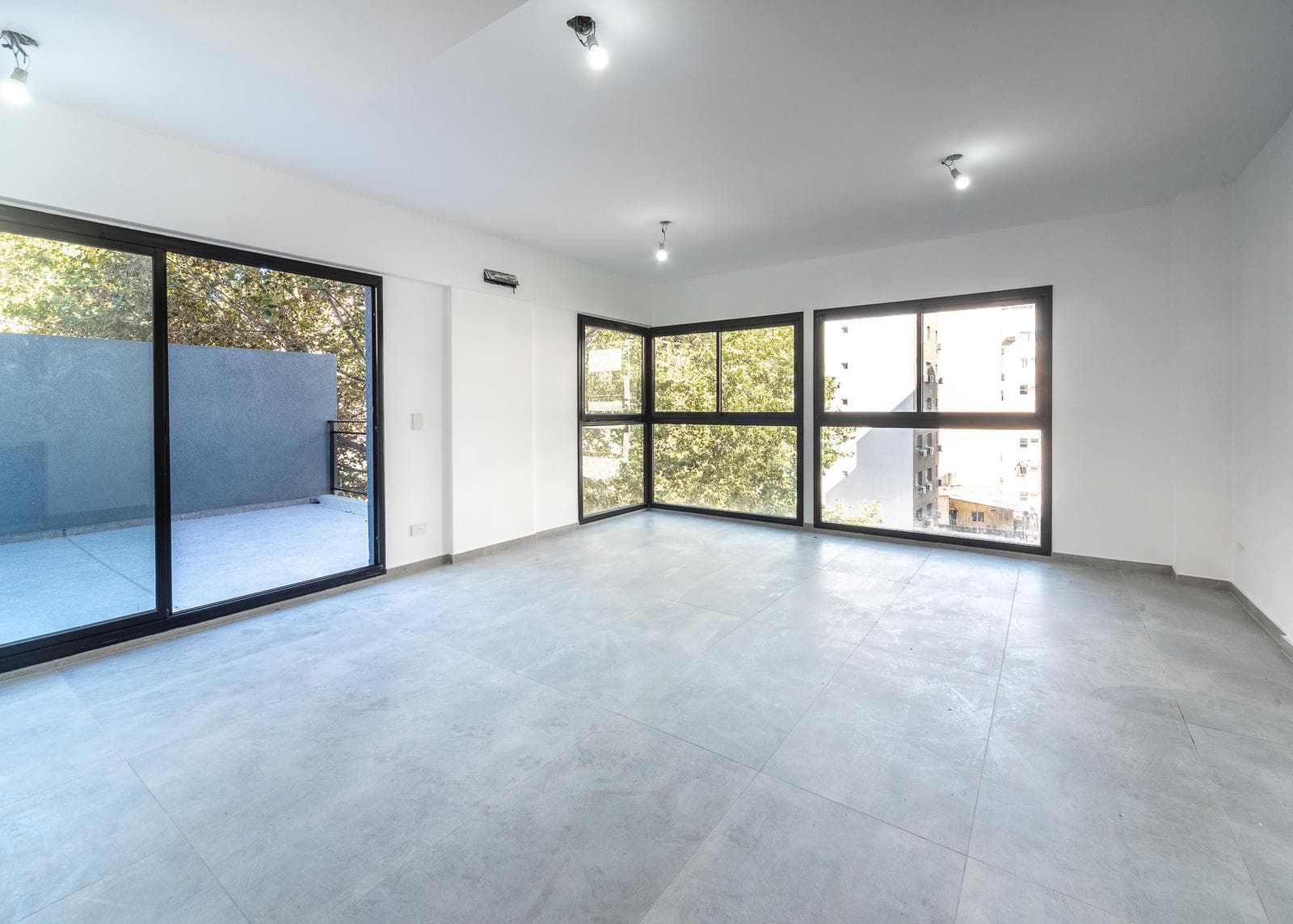 3-room apartment for sale in Caballito with a balcony/terrace
