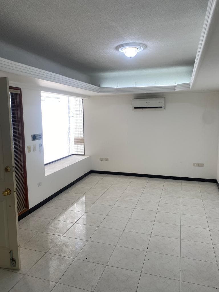 Apartment in Downtown