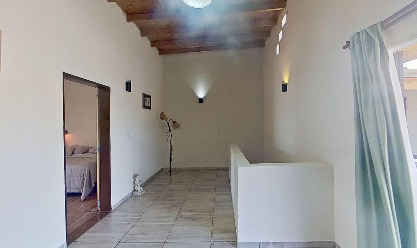 For sale: House 5 AM with pool and barbecue area in Longchamps