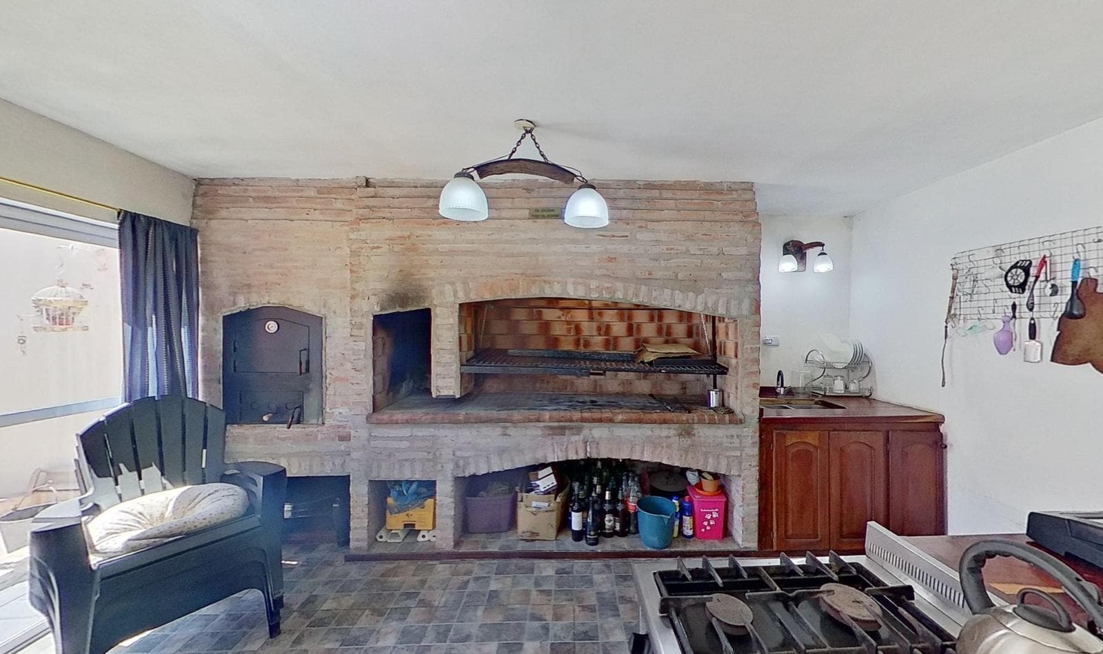 For sale: House 5 AM with pool and barbecue area in Longchamps