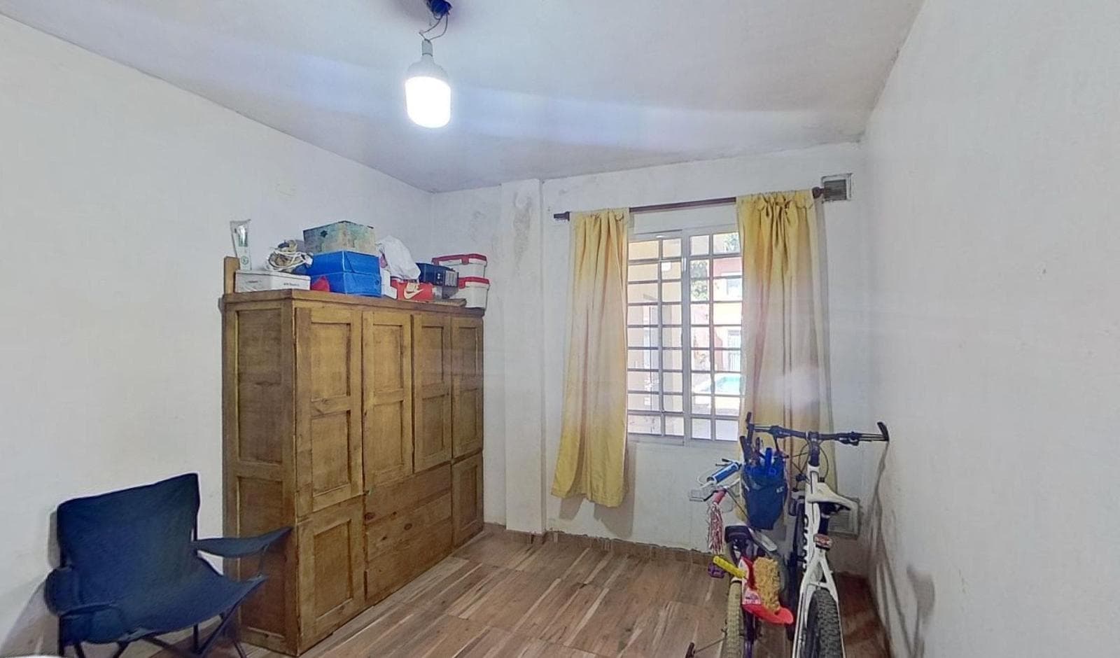 For sale: House 5 AM with pool and barbecue area in Longchamps