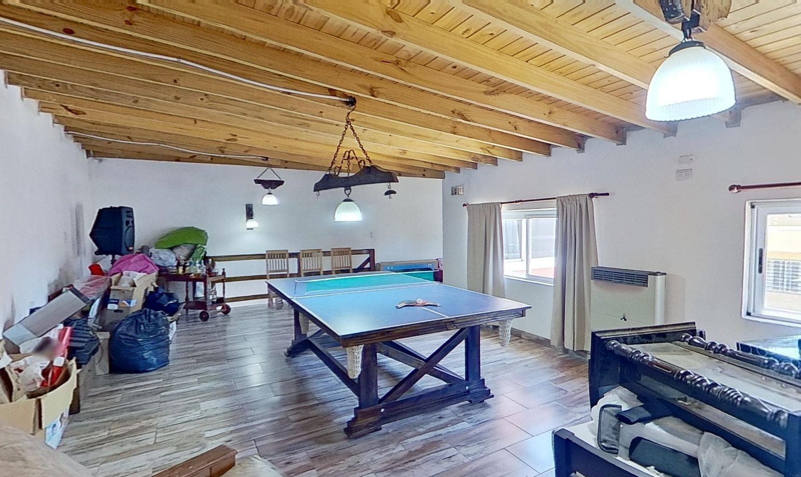 For sale: House 5 AM with pool and barbecue area in Longchamps